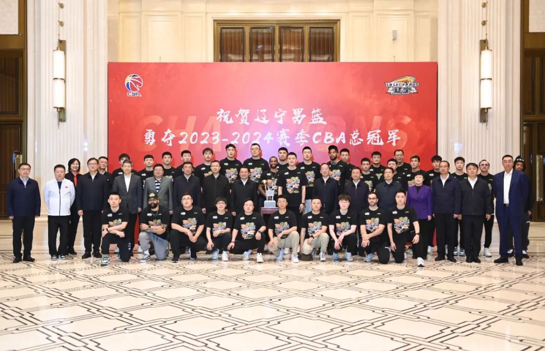 中国人民大学男子篮球队_人民大学篮球队_人民大学篮球夺全国冠军